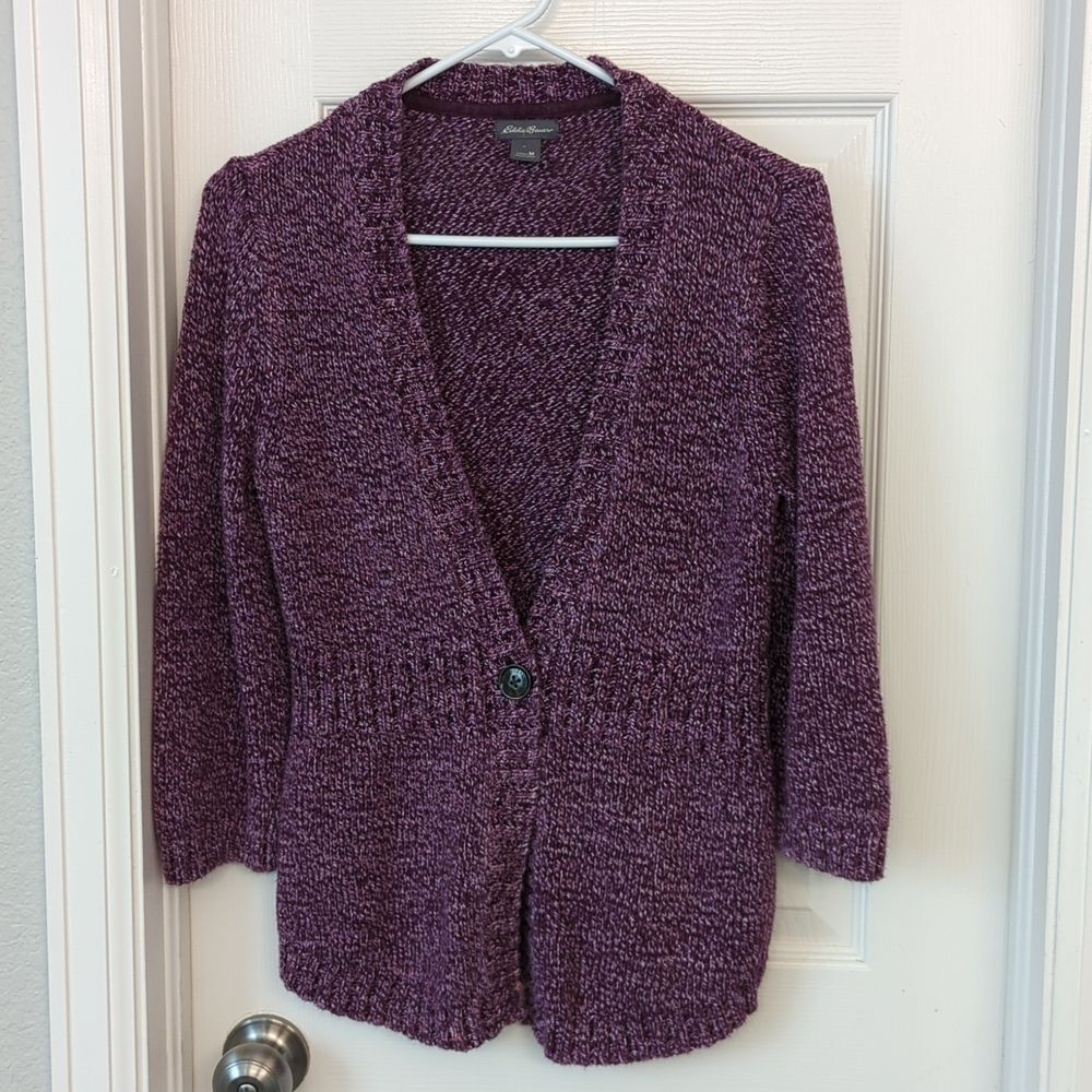 Eddie Bauer V neck One button cotton sweater size M